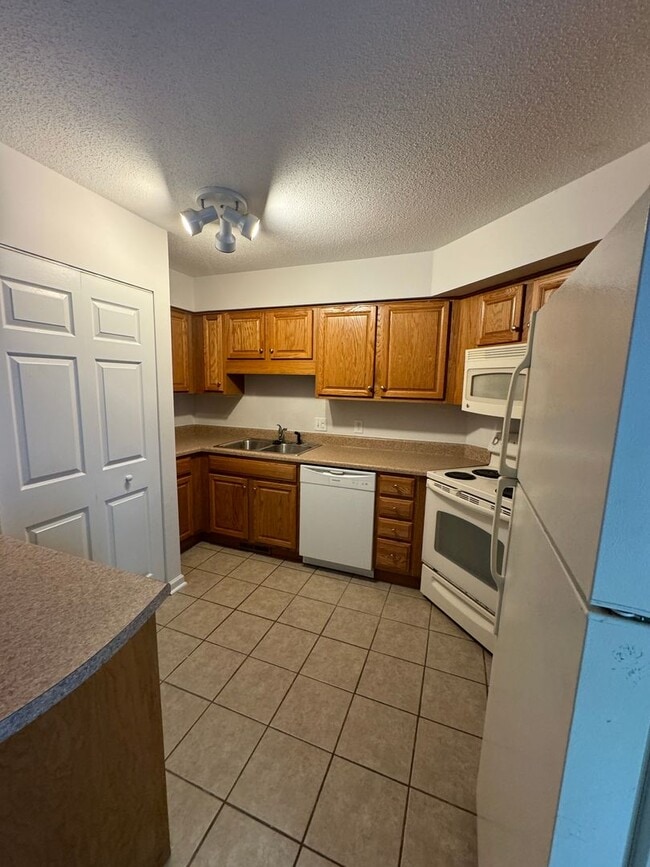 Photo - 1423 Wake Forest Rd Unidad B