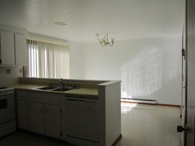 Photo - 370A-B Electronics Pkwy Unit 370B