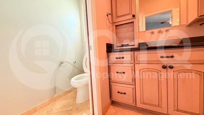 Photo - 5508 E Kings Ave