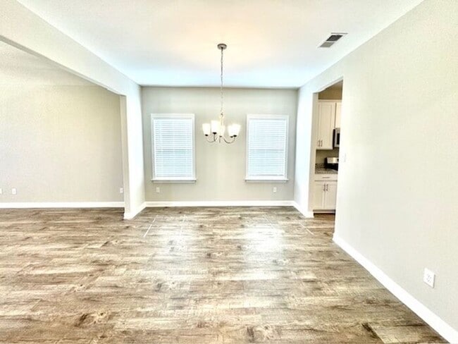 Photo - Now Leasing a 4-Bedroom 2.5 Home In Somerville, TN. Availalbe NOW!