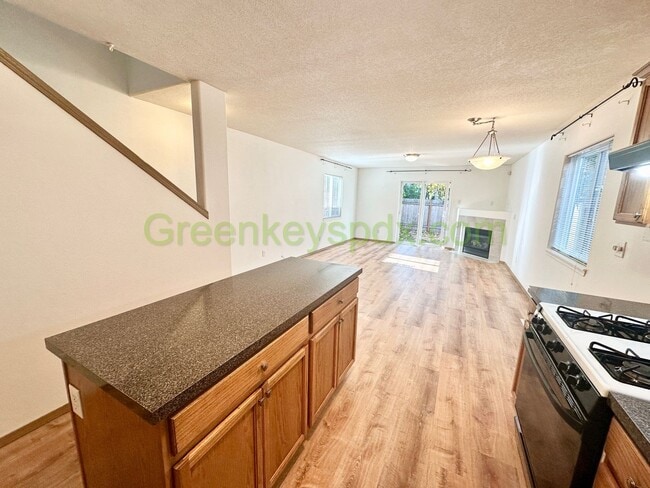 Photo - 3-Bedroom, 2-Bathroom Row House Near Alberta Arts District