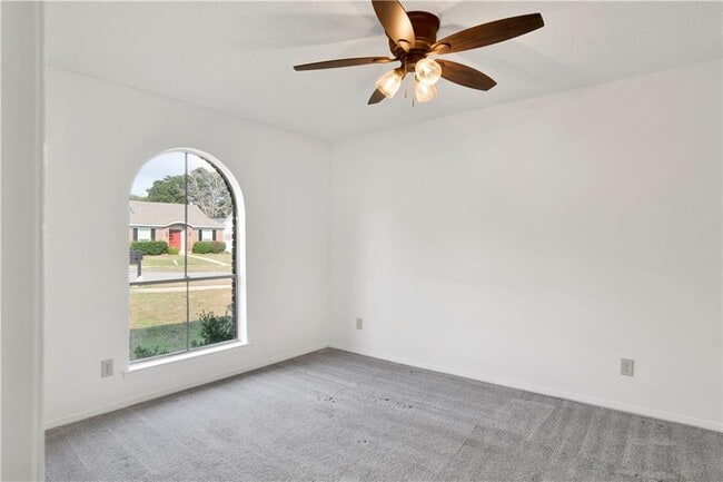 Photo - 6071 Highland Cir N