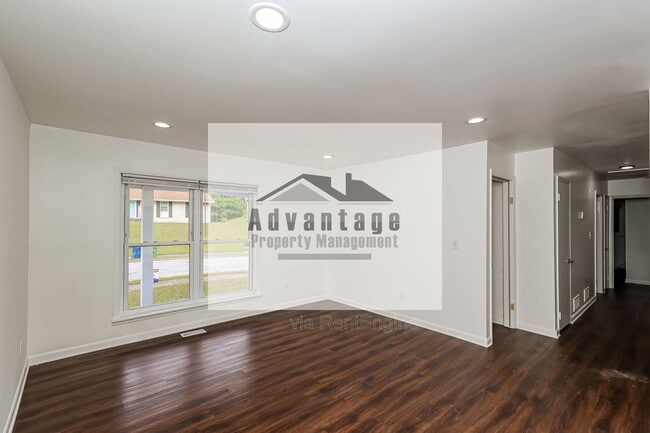 1455 Helen Ln SW