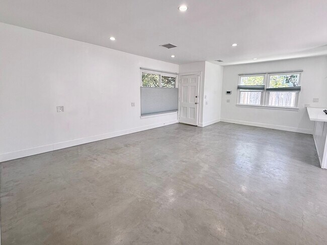 4232 Verdugo Rd Unit 4234 Verdugo Rd