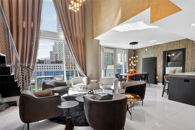 Building Photo - 200 Biscayne Boulevard Way Unit 1108