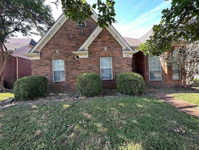Building Photo - 8784 Overcup Oaks Dr Rental