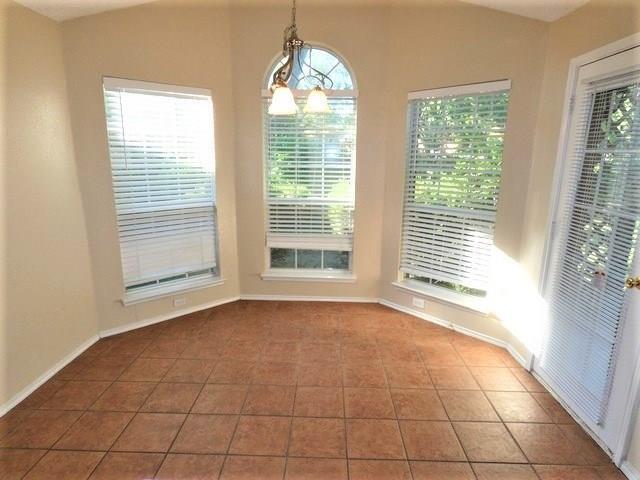 Photo - KELLER ISD!!! 3/2/2 IN ESTABLISHED NEIGHBORHOOD.