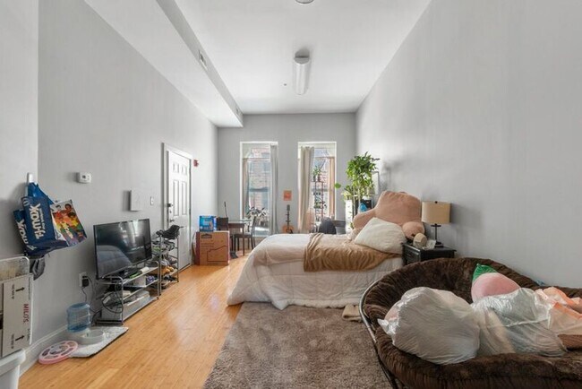 Photo - 1226 N Calvert St Unit 5