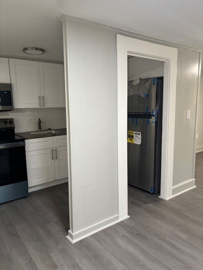 Photo - Newly Renovated 1 Bedroom / 1 Bath Apartment