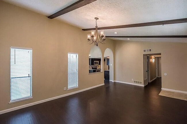 Photo - 2925 Holy Cross Ln