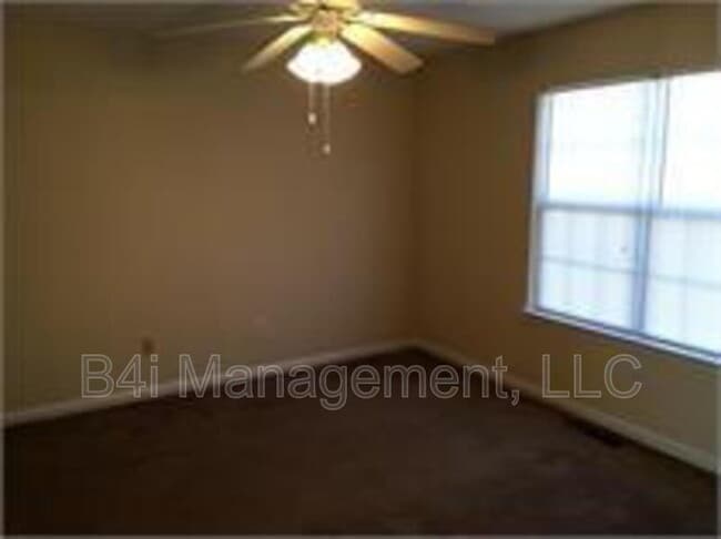 Photo - 2423 Brianna Dr