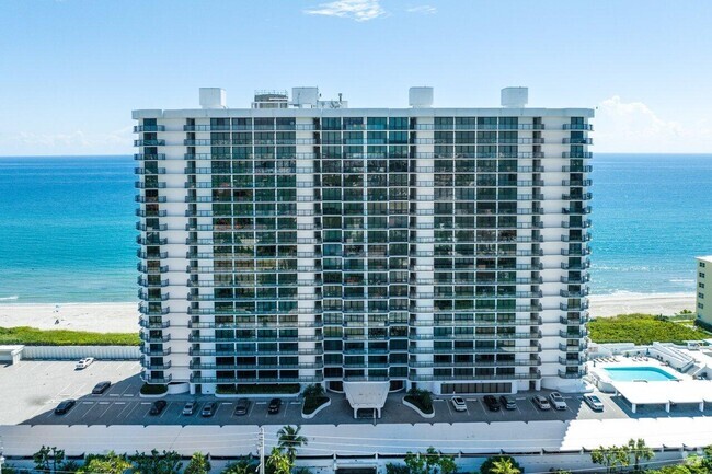 Building Photo - 250 S Ocean Blvd Unit 6f Rental