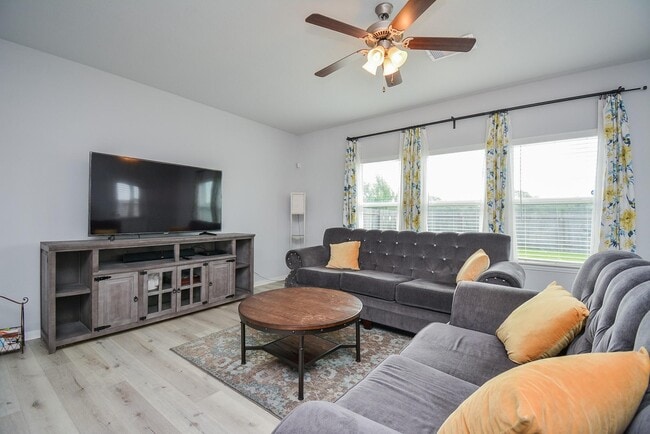 Building Photo - 16310 Westley Ridge Dr