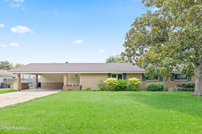 Photo - 920 Marilyn Dr
