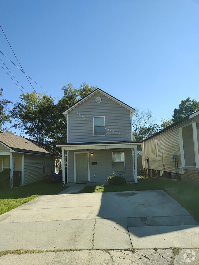 Building Photo - 1331 S 17th St Rental