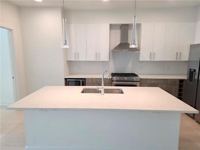 Photo - 775 Juniper St NE Unit 321