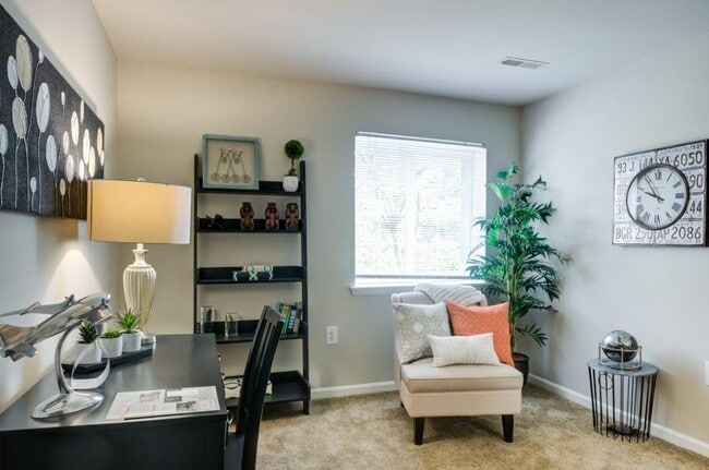 Eagles Crest Apartment Homes