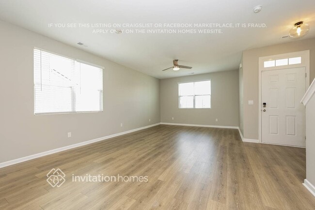 Photo - 1512 Ashgrove Pl