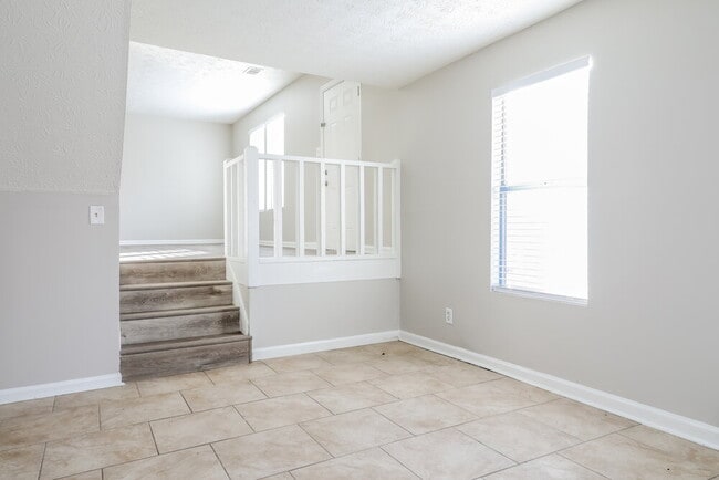 Photo - 4000 Chimney Ridge Way