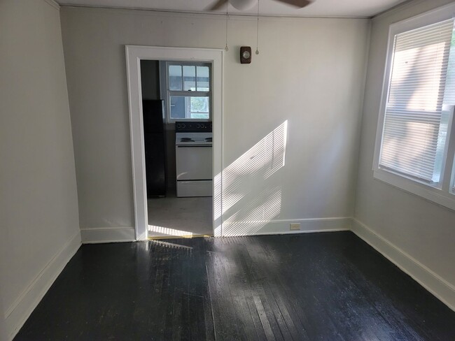 Photo - North Columbia House