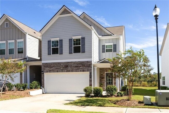 Photo - 133 Madison Bend