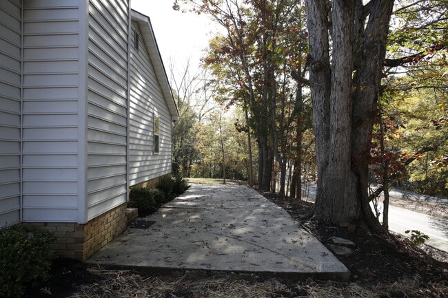 Photo - 7909 Carmel Rd