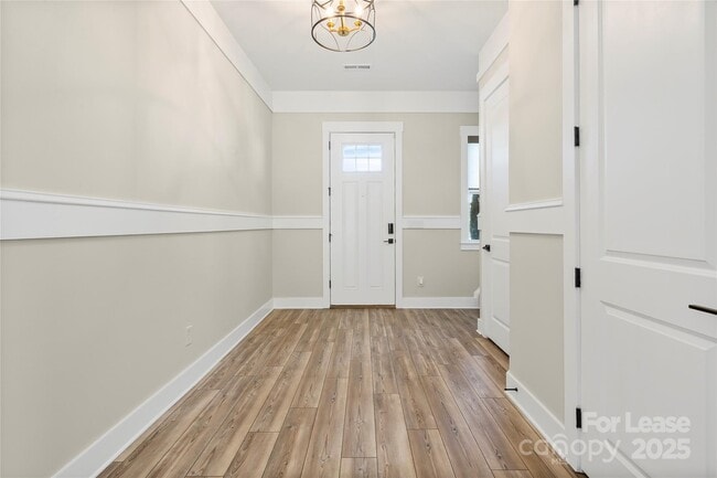 Photo - 1109 Masefield Ave