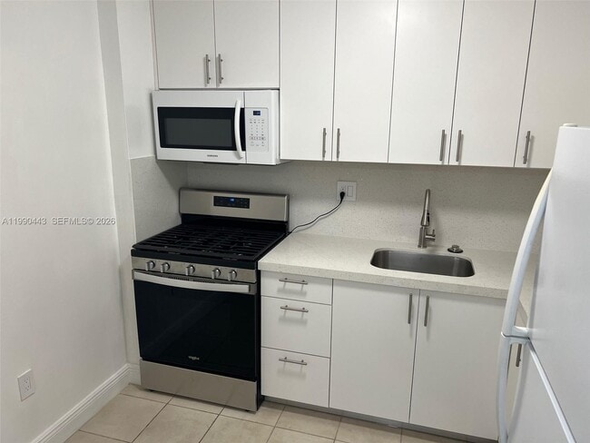 Photo - 13120 SW 92nd Ave Unit B-112