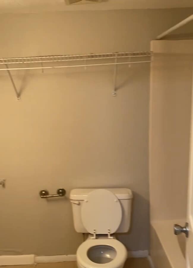 Photo - 126 Blue Point Way Unidad 110