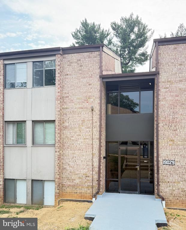 Building Photo - 19029 Mills Choice Rd Unit 4 Rental