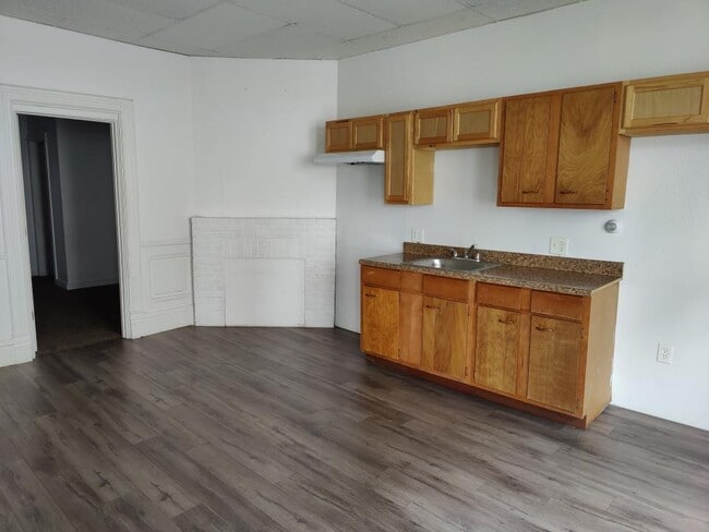 Photo - 1335 W 3rd St Unidad apt 1
