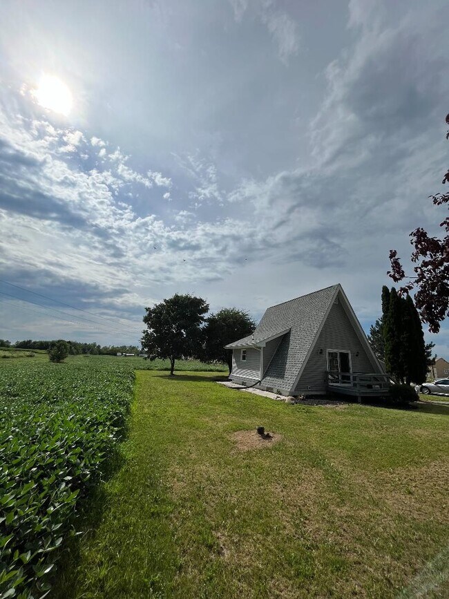 entrance faces main raod - 5989 Haughn Rd