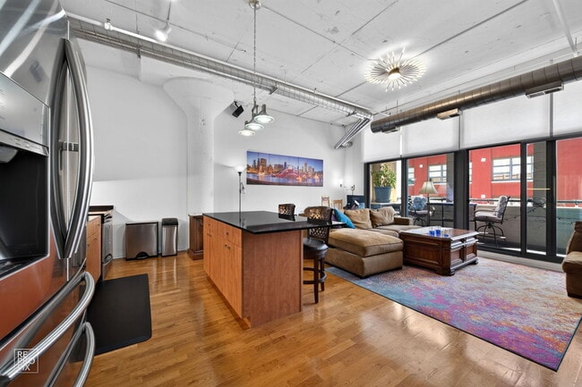 Photo - 565 W Quincy St Unit 515