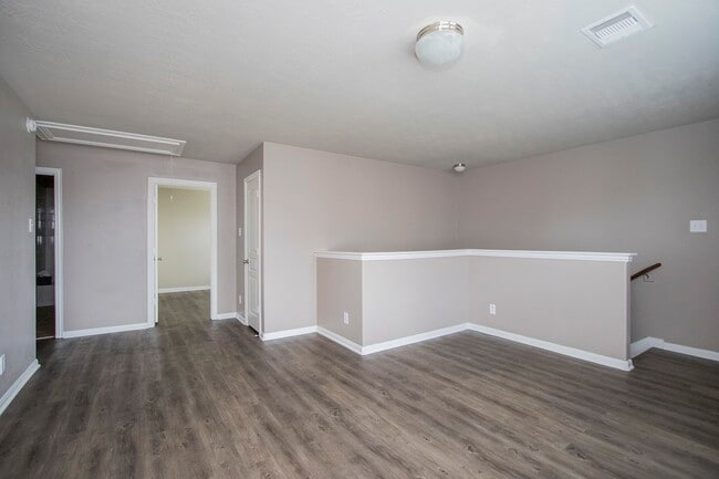 Photo - 2209 Onyx Ct