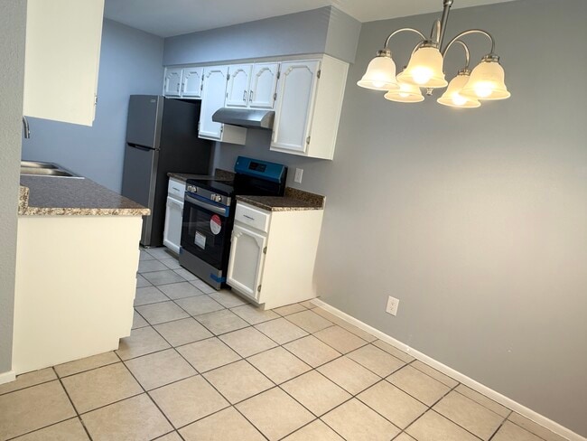 Photo - 1412 E Hillside Rd Unidad 3