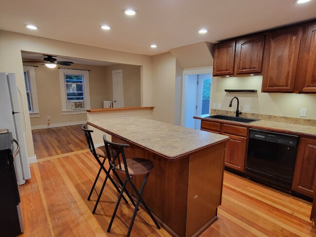 Photo - 59 East St Unit Apt. 1