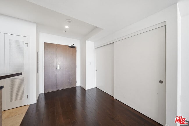 Photo - 3785 Wilshire Blvd Unit 1607