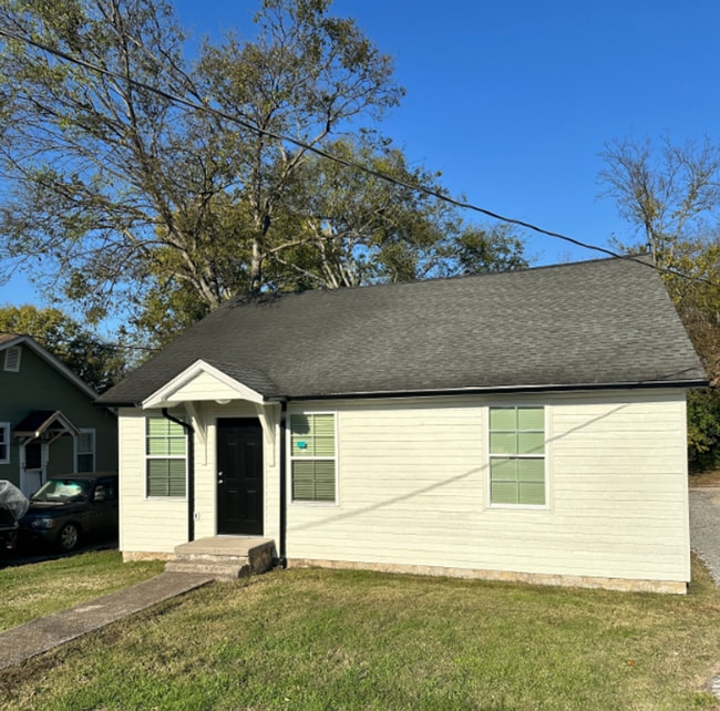 Photo - 102 W 15th Ave