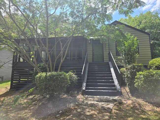 Building Photo - 2611 20th Street Ensley