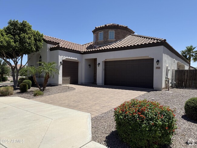 Building Photo - 4333 E Grand Canyon Dr Rental