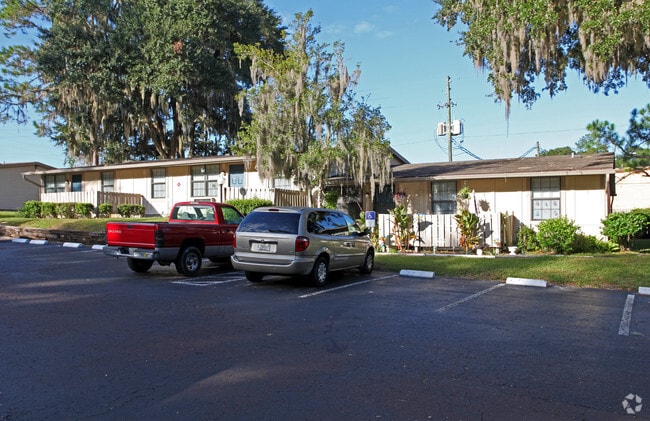 Northwood Apartments