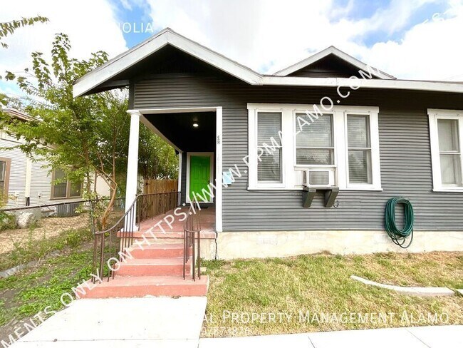 Photo - 1411 W. Magnolia- Casa