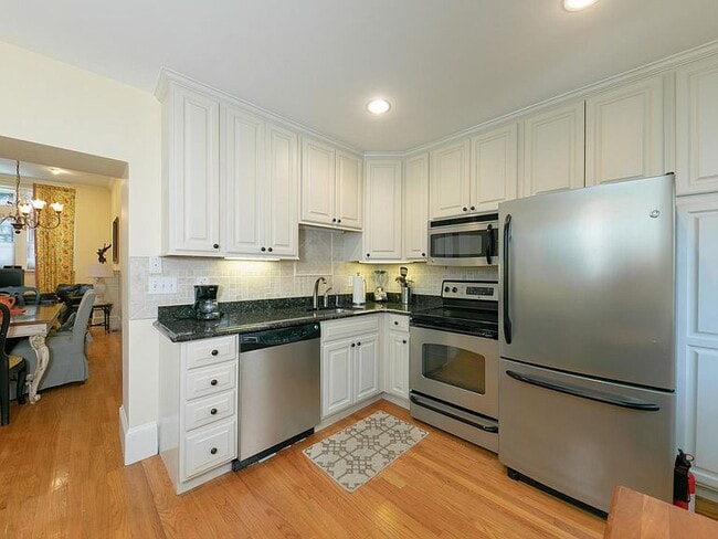 Photo - 36 Melrose St