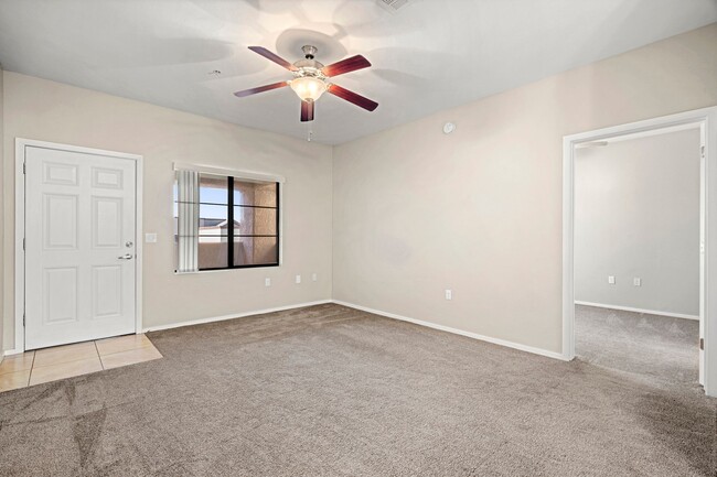 2BR, 2BA - 1,165SF