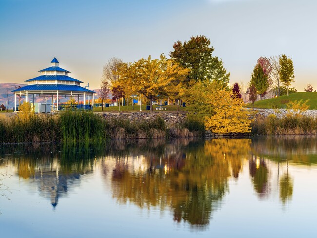 Photo - Reflections at the Marina Apartments