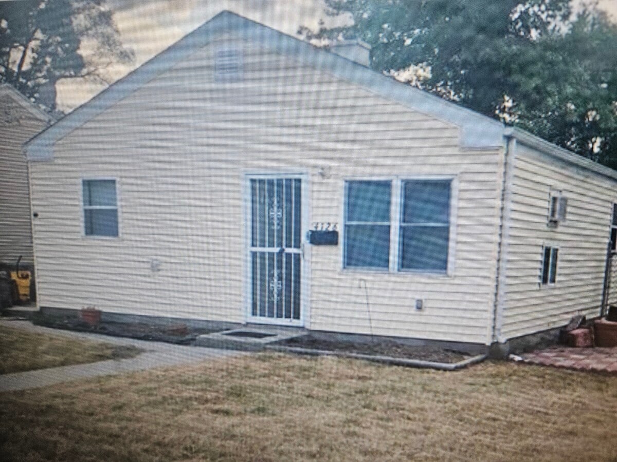 Photo - 4134 Fillmore St