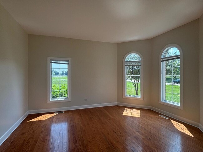 Photo - 8420 Redtail Dr