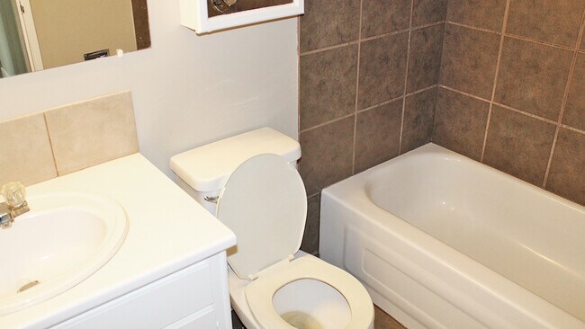 Photo - Madison Court