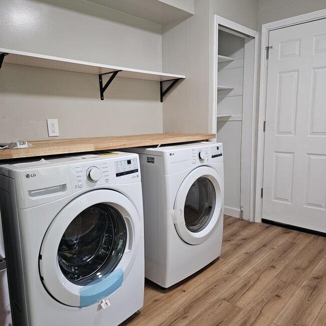 Photo - 2931 Spring Hill Dr