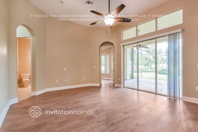 Photo - 38744 Lakeview Walk